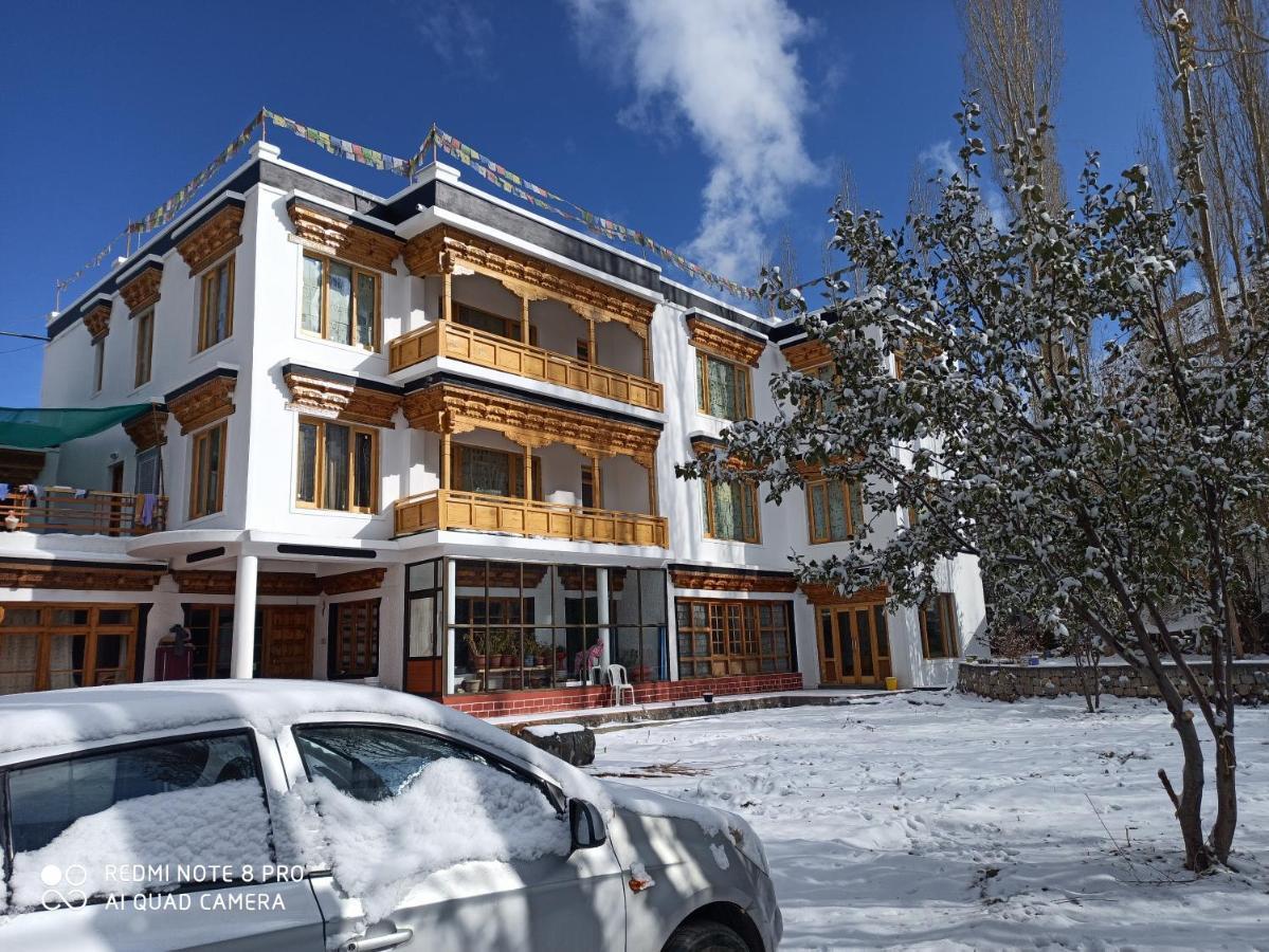 Rock Castle Residency Ξενοδοχείο Λεχ Εξωτερικό φωτογραφία