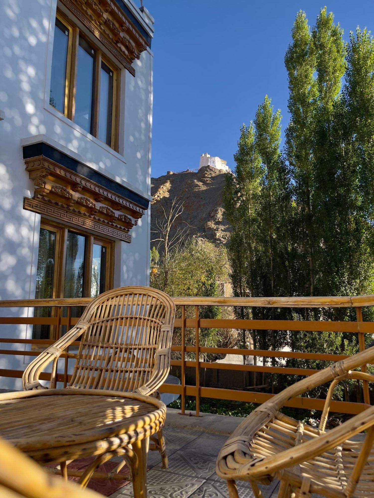 Rock Castle Residency Ξενοδοχείο Λεχ Εξωτερικό φωτογραφία